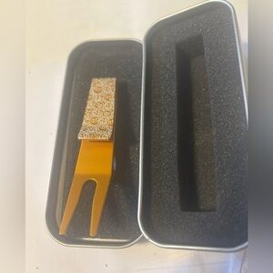 NWT SCOTTY CAMERON GALLERY Subway Wasabi Surfer  Pivot Clip Tool  Orange Golf